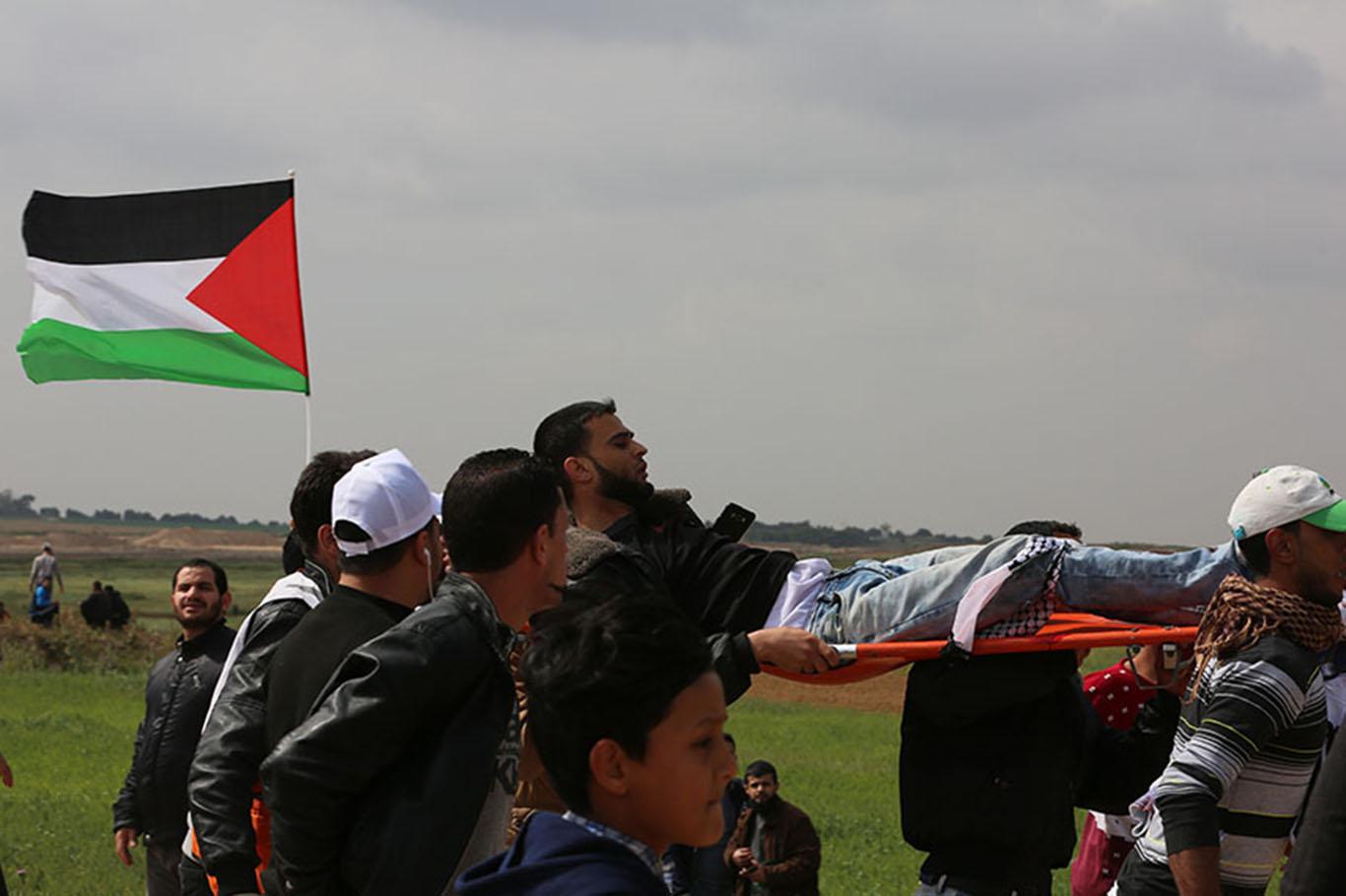 Siyonistler Filistinlilere saldırdı: 7 şehit yüzlerce yaralı